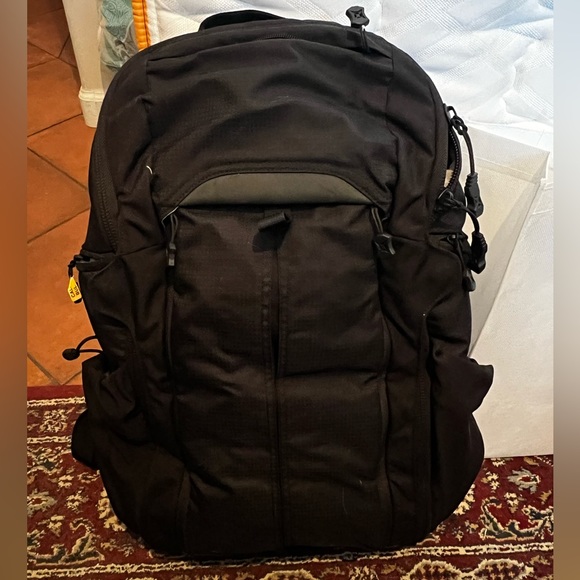 Vertex - Picture 2 of 2